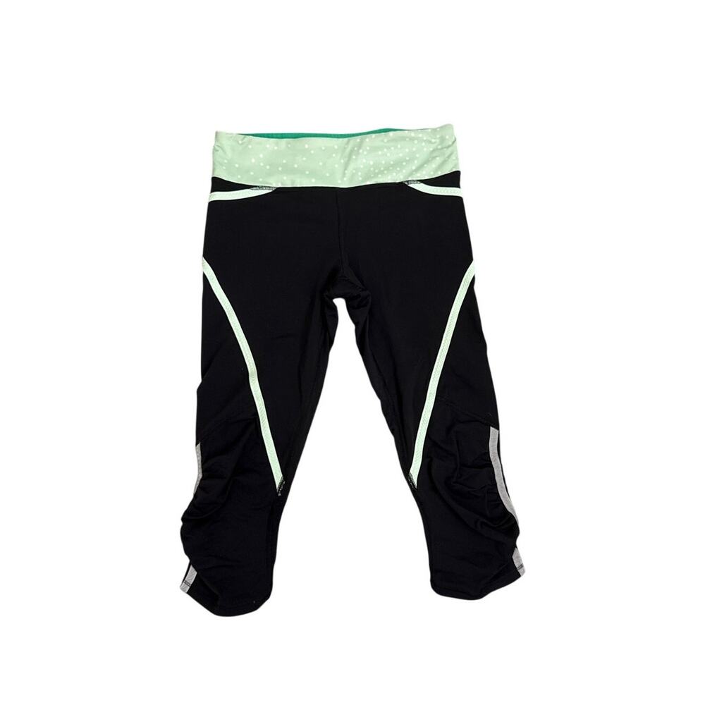 Lululemon Roll Out Black Mint Cropped Athletic Capri Leggings Size 4